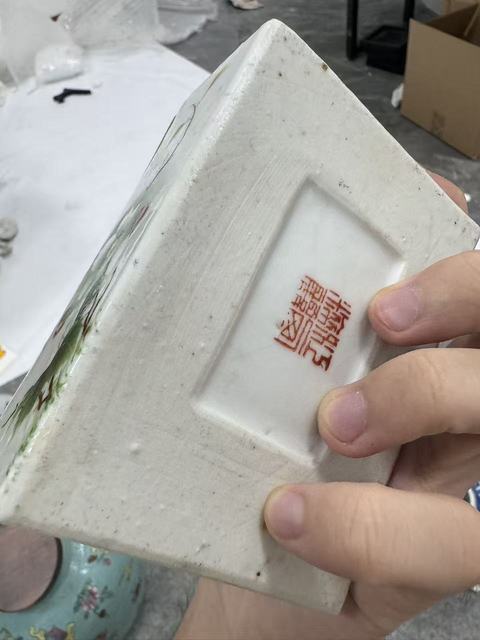 古玩陶瓷民國淺降彩印泥盒真品鑒賞圖