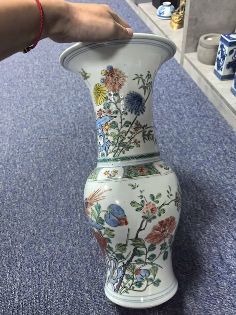 古玩陶瓷花鳥紋五彩鳳尾尊真品鑒賞圖