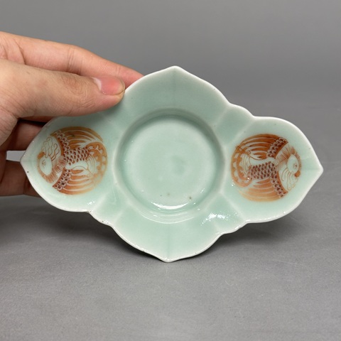 古玩陶瓷冬青釉礬紅鳳紋茶船真品鑒賞圖
