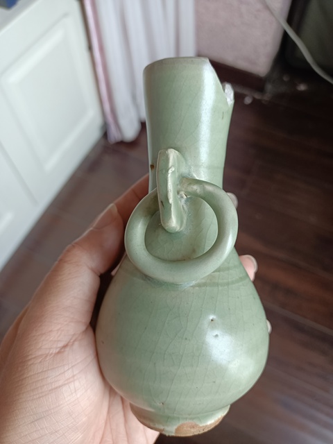 古玩陶瓷龍泉青瓷雙耳瓶真品鑒賞圖