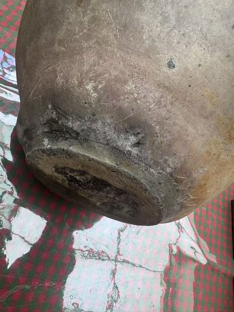 古玩陶瓷漢代青瓷罐真品鑒賞圖