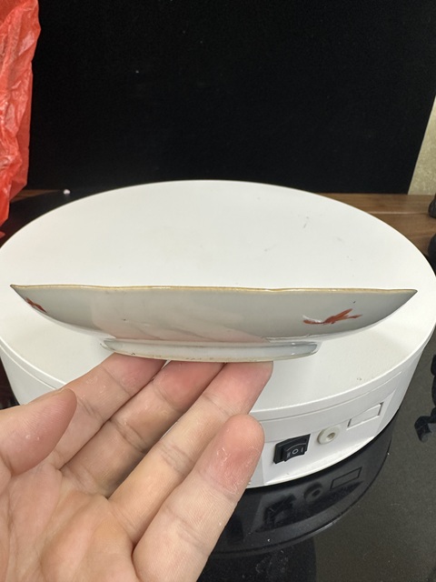 古玩陶瓷清中期粉彩蟲草花卉紋花口盤拍賣,當前價格2000元