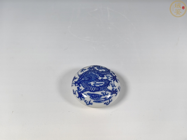 古玩陶瓷民國青花龍紋印泥盒真品鑒賞圖