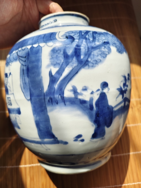 古玩陶瓷青花瓶真品鑒賞圖