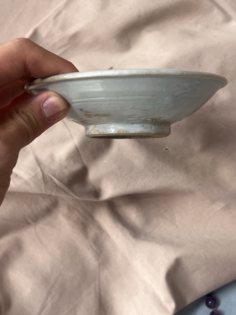 古玩陶瓷花卉紋青花盤真品鑒賞圖