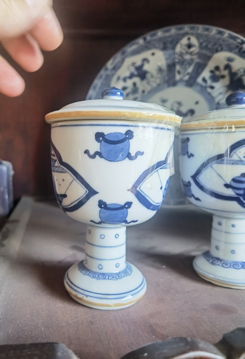 古玩陶瓷高足杯真品鑒賞圖