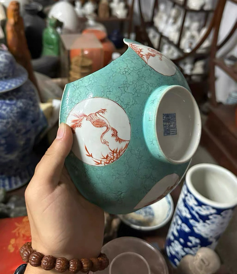 古玩陶瓷乾隆蘆雁紋碗真品鑒賞圖