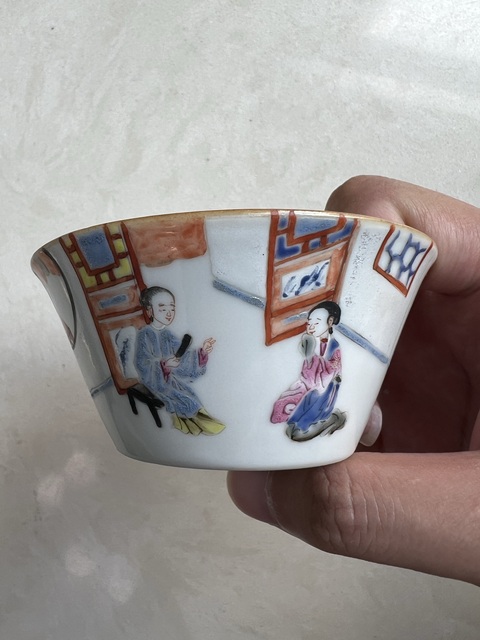 古玩陶瓷清道光粉彩人物故事圖馬蹄杯真品鑒賞圖
