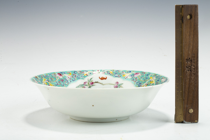 古玩陶瓷民國·松石綠地粉彩開窗靈仙祝壽紋碗拍賣，當前價格1752元