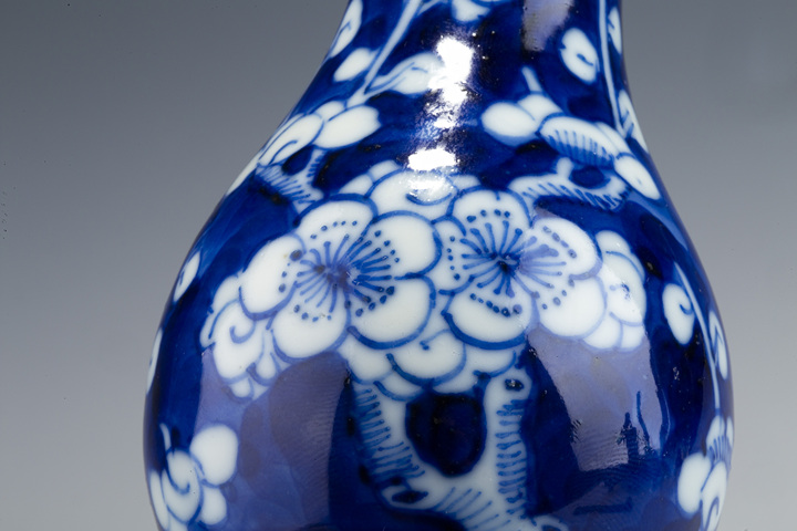 古玩陶瓷清晚·青花留白冰梅紋葫蘆瓶真品鑒賞圖