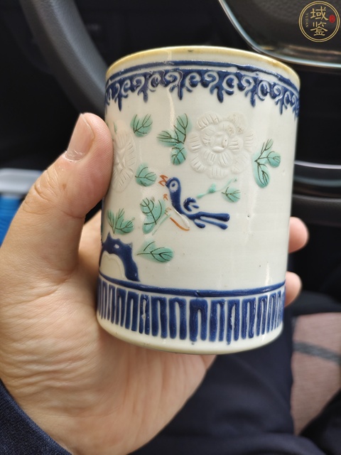 古玩陶瓷乾隆·粉彩花鳥(niǎo)筆筒(馬未都舊藏)拍賣(mài),當(dāng)前價(jià)格38000元