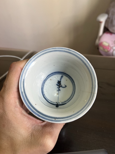 古玩陶瓷蝶紋青花高足杯真品鑒賞圖