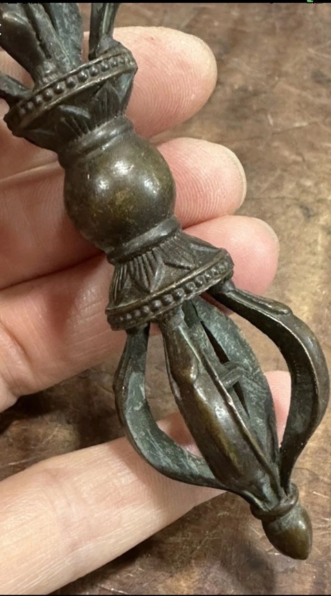 古玩銅器金剛杵真品鑒賞圖