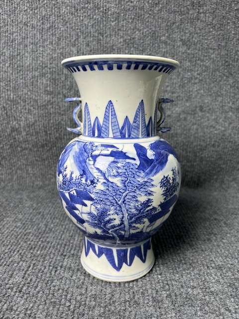 古玩陶瓷青花山水人物故事紋如意耳尊拍賣，當前價格6588元