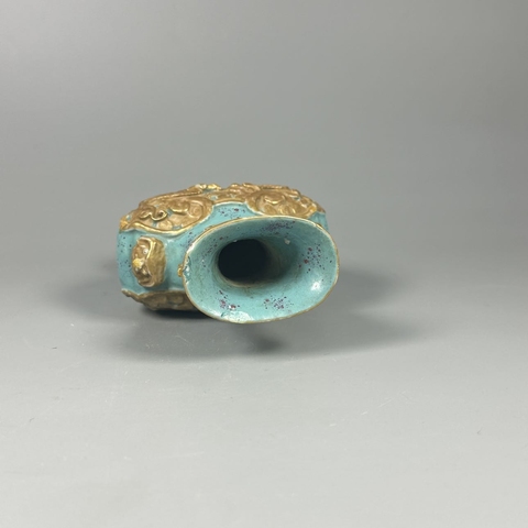 古玩陶瓷古銅彩堆塑龍紋盤口瓶真品鑒賞圖