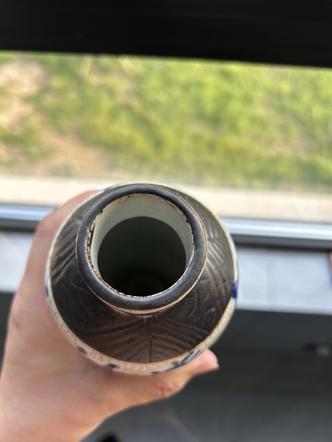 古玩陶瓷哥釉青花瓶真品鑒賞圖