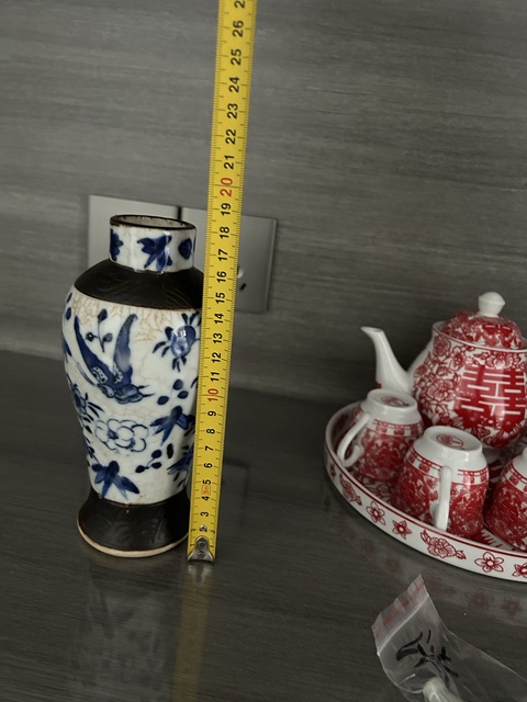 古玩陶瓷哥釉青花瓶真品鑒賞圖