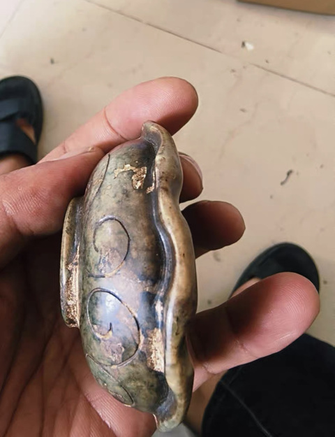 古玩玉器做舊仿古“玉筆舔”真品鑒賞圖