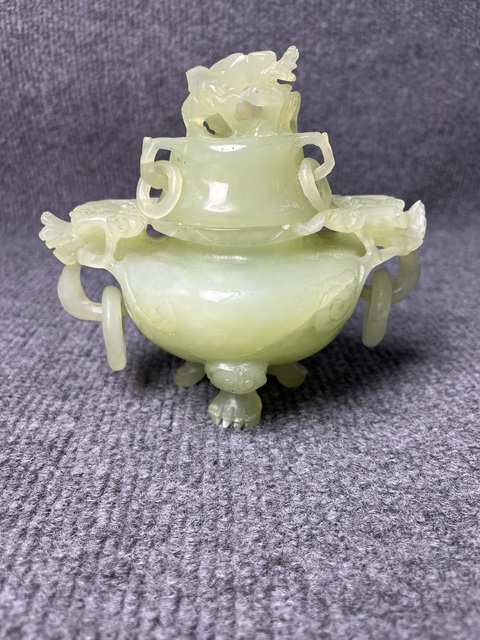 古玩玉器岫玉三足香爐拍賣，當前價格388元