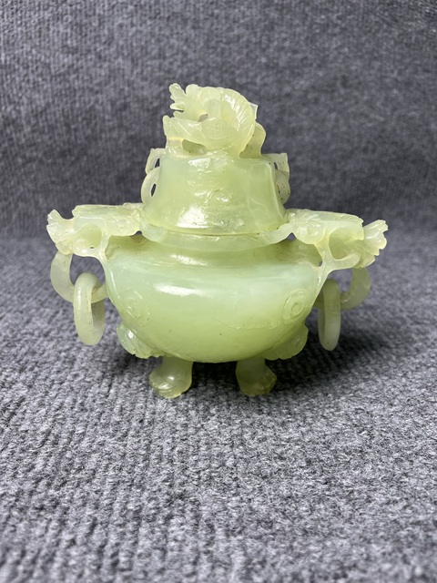 古玩玉器岫玉三足香爐拍賣，當前價格388元