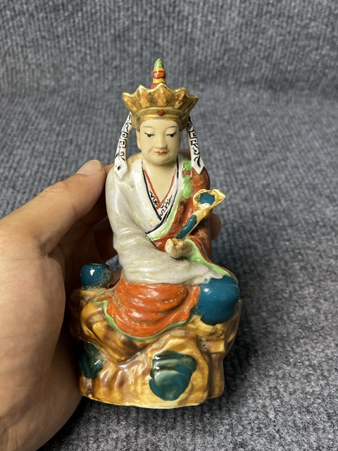 古玩陶瓷唐僧塑像拍賣，當前價格699元