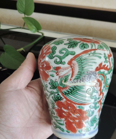 古玩陶瓷紅綠彩鳳凰牡丹花紋截口瓶真品鑒賞圖