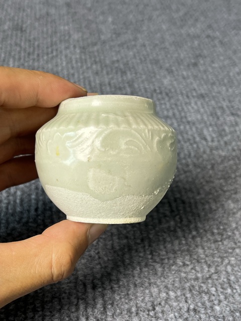 古玩陶瓷青白釉刻劃花卉紋蓋罐拍賣,當前價格666元
