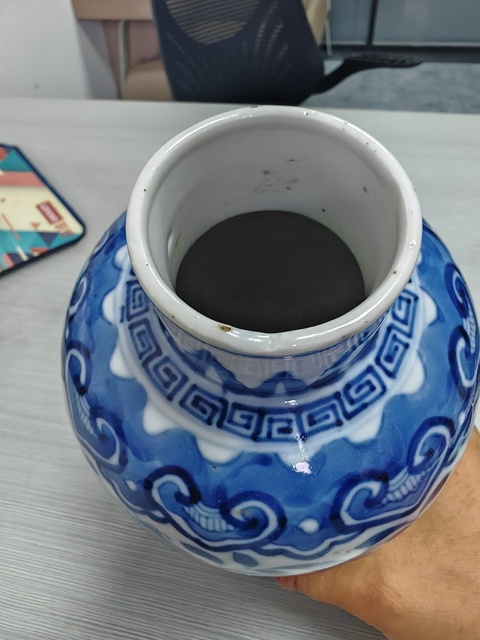 古玩陶瓷青花龍紋雞腿瓶真品鑒賞圖