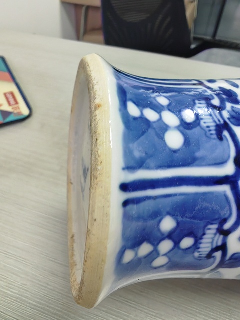 古玩陶瓷青花龍紋雞腿瓶真品鑒賞圖