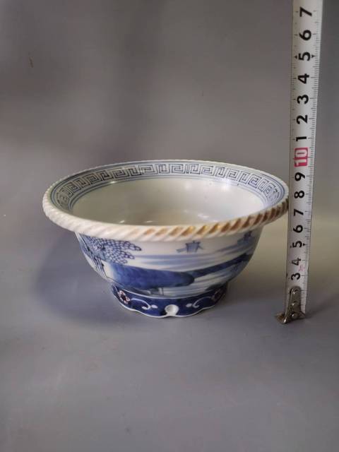 古玩陶瓷青花山水折沿碗真品鑒賞圖