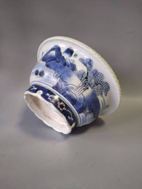 古玩陶瓷青花山水折沿碗真品鑒賞圖