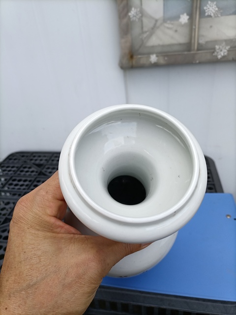 古玩陶瓷粉彩人物故事紋雙耳瓶真品鑒賞圖