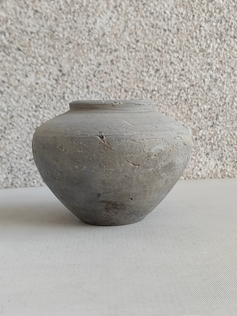 古玩陶瓷灰陶罐拍賣,當(dāng)前價(jià)格450元