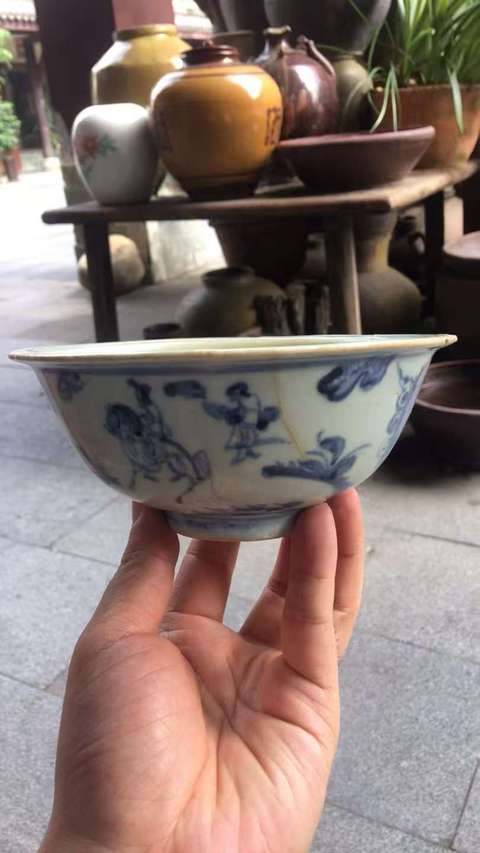 古玩陶瓷青花攜琴訪友圖碗真品鑒賞圖