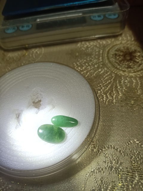 古玩玉器天然翡翠A貨戒面真品鑒賞圖