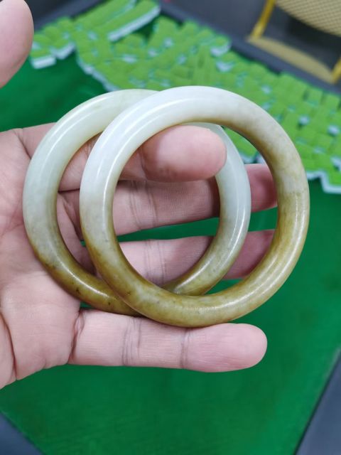 古玩玉器玉鐲子真品鑒賞圖