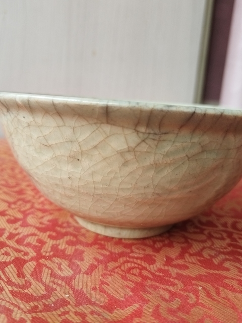 古玩陶瓷龍泉窯碗真品鑒賞圖
