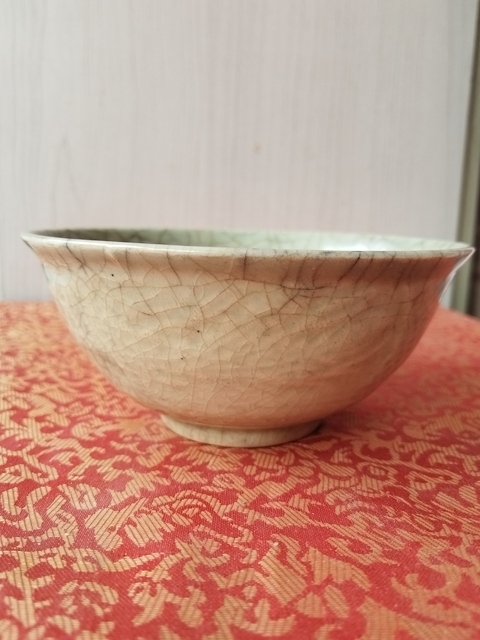 古玩陶瓷龍泉窯碗真品鑒賞圖