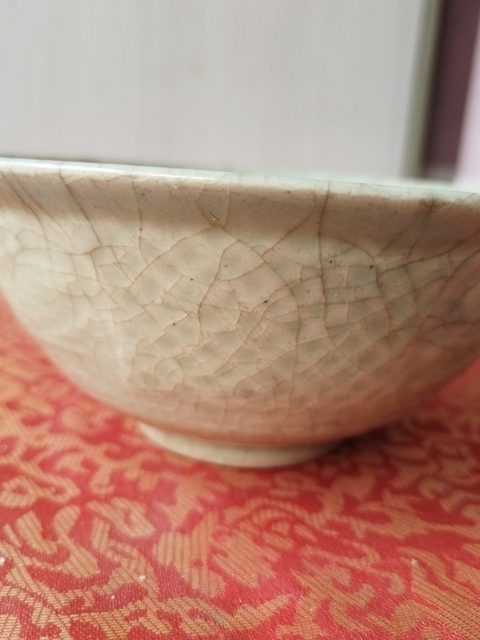 古玩陶瓷龍泉窯碗真品鑒賞圖