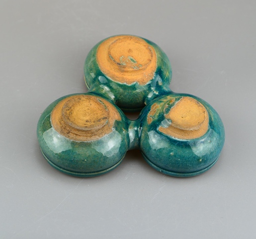 古玩陶瓷孔雀藍(lán)釉三連洗真品鑒賞圖