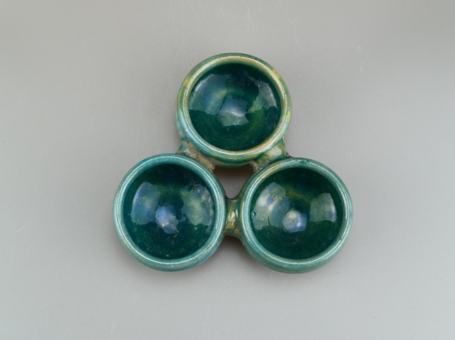 古玩陶瓷孔雀藍(lán)釉三連洗真品鑒賞圖
