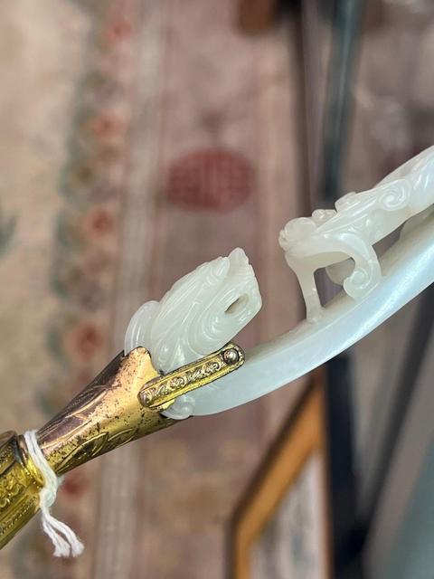 古玩玉器和田玉龍紋帶鉤真品鑒賞圖