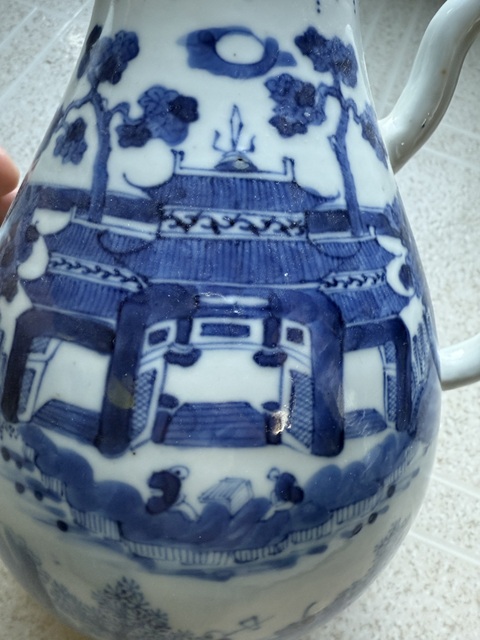 古玩陶瓷樓臺亭閣青花執壺真品鑒賞圖