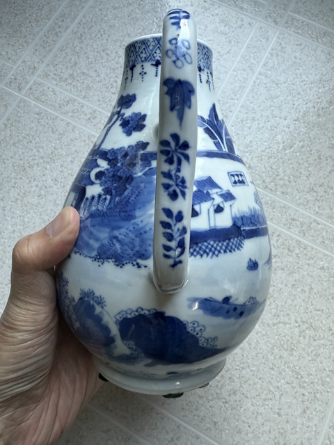 古玩陶瓷樓臺亭閣青花執壺真品鑒賞圖
