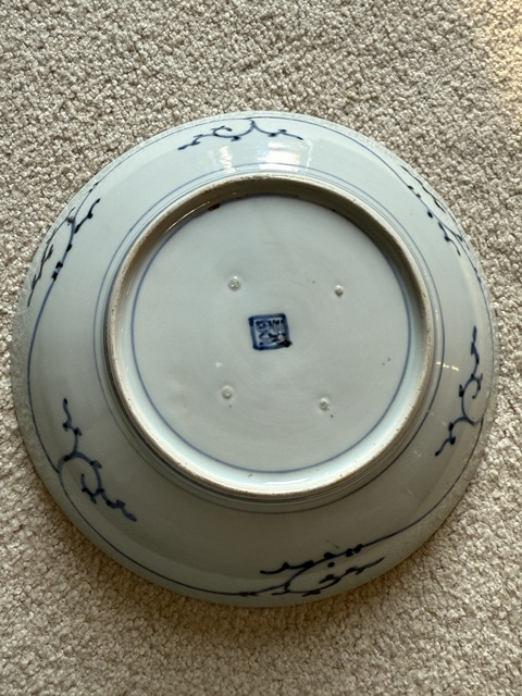 古玩陶瓷青花龍紋盤真品鑒賞圖