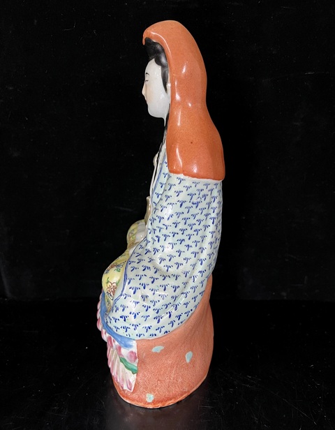 古玩陶瓷粉彩觀音瓷像真品鑒賞圖