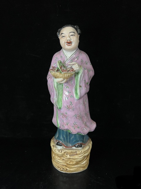 古玩陶瓷粉彩人物瓷塑像真品鑒賞圖