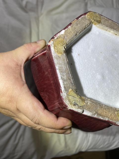 古玩陶瓷紅釉六方瓶真品鑒賞圖