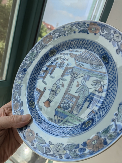 古玩陶瓷青花二喬圖折沿盤，疑似后加斗彩真品鑒賞圖