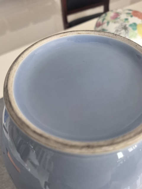 古玩陶瓷藍釉瓶真品鑒賞圖